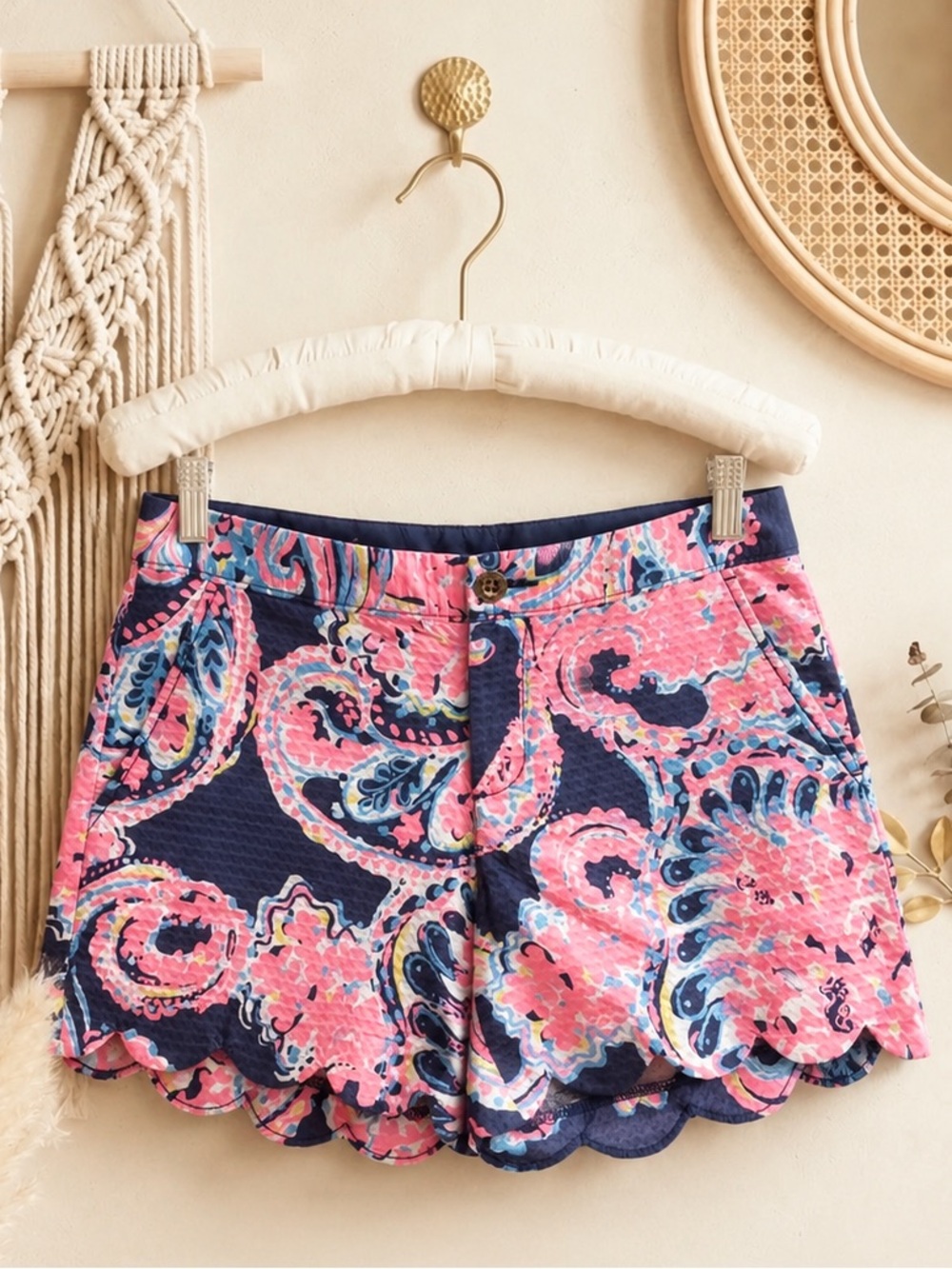 Lilly Pulitzer Women’s Navy & Pink Paisley Scallop Hem Shorts